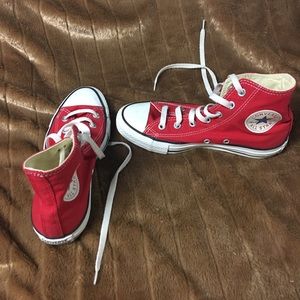 Converse unisex Size